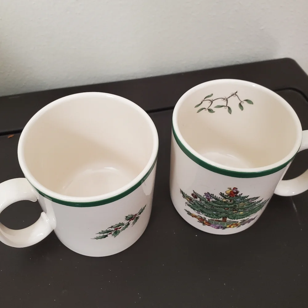 🎄 SPODE Christmas mugs set of 2 Christmas trees like new - Picture 4 of 9